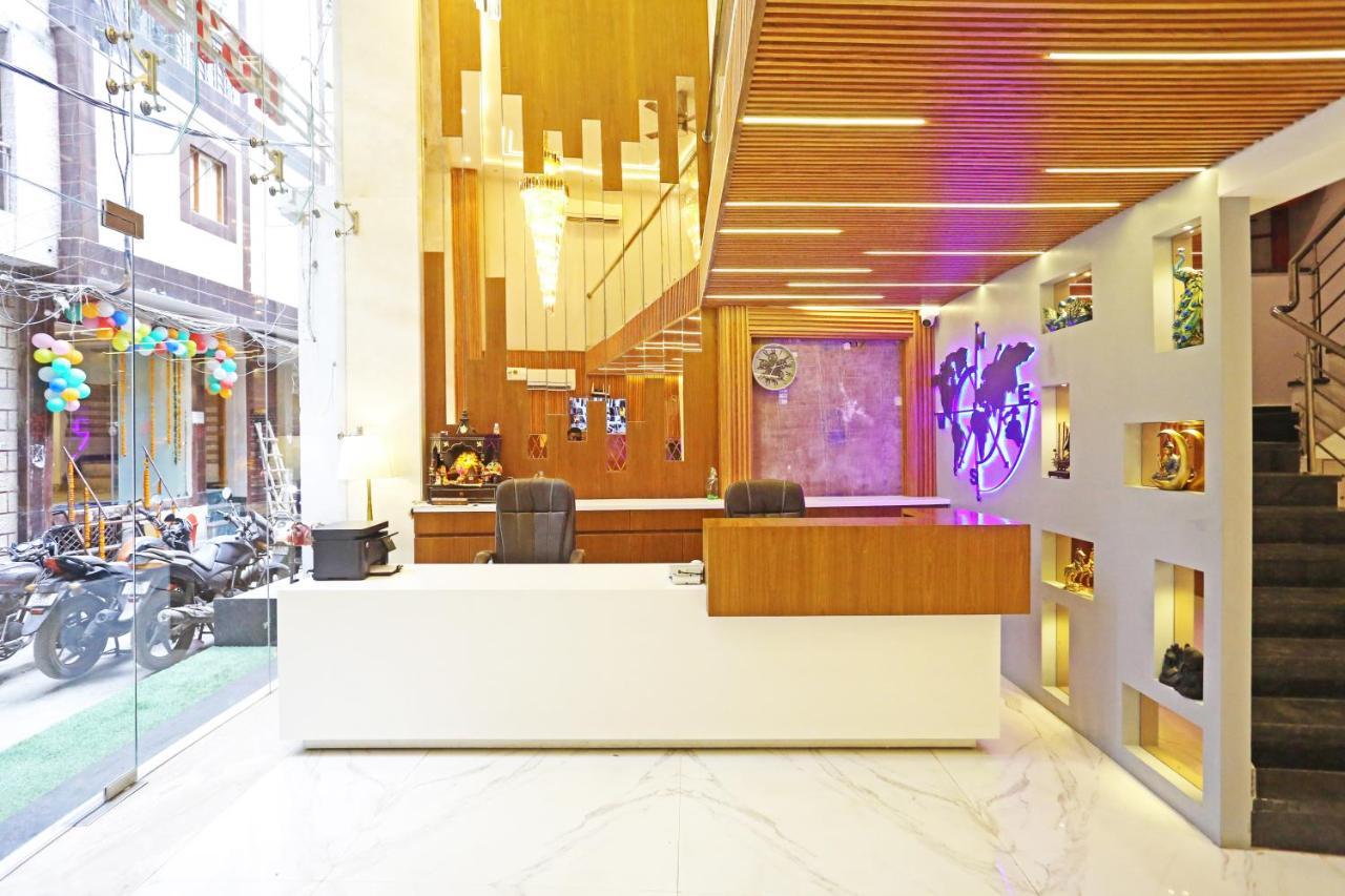 Frankstay By Hotel Mayfair Newly Built - Нью-Дели Экстерьер фото