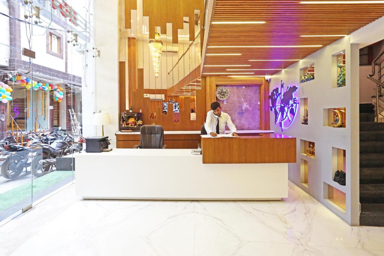 Frankstay By Hotel Mayfair Newly Built - Нью-Дели Экстерьер фото